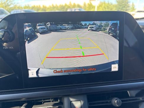 Used 2024 Lexus UX 250h FWD w/ Premium Package image 21