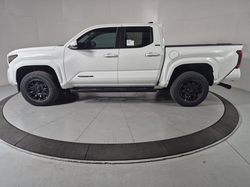 New 2026 Toyota Tacoma SR5 image 2