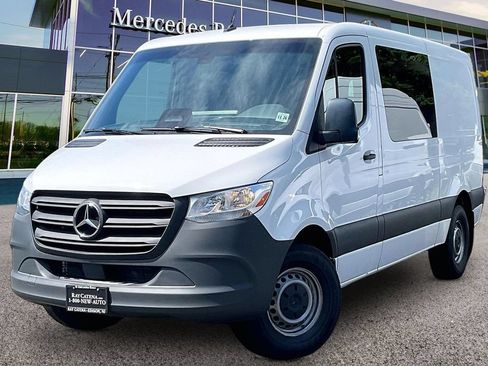 Used 2026 Mercedes-Benz Sprinter 2500 image 10