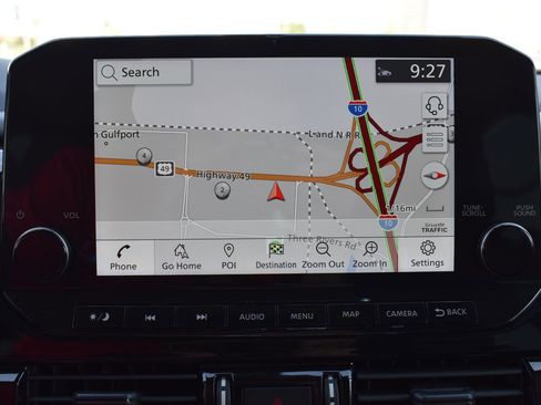 Used 2024 Nissan Pathfinder SL FWD image 39