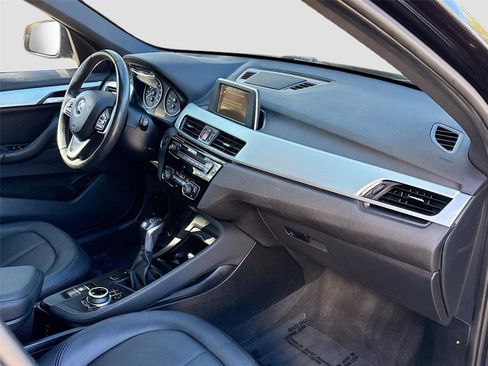 Used 2017 BMW X1 sDrive28i image 30