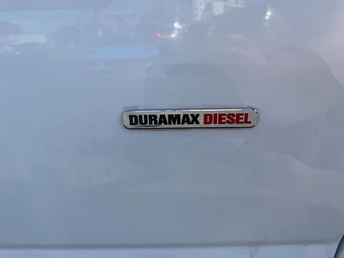 Used 2022 Chevrolet Express 2500 image 8