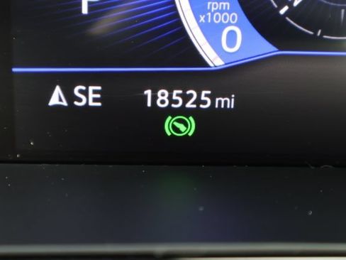 Certified 2023 Volkswagen Taos SE FWD image 25