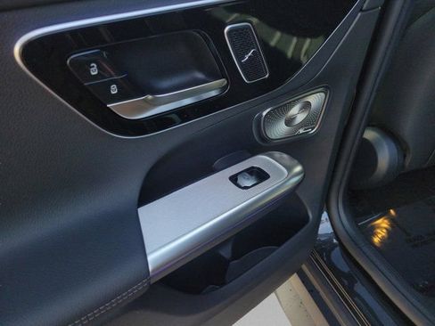 Certified 2026 Mercedes-Benz GLC 300 image 9