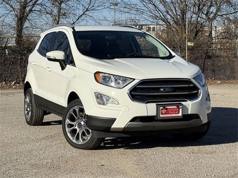 Used 2019 Ford EcoSport Titanium image 2