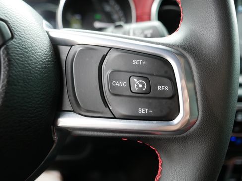 Used 2023 Jeep Wrangler Unlimited Rubicon 4xe AWD/4WD image 29