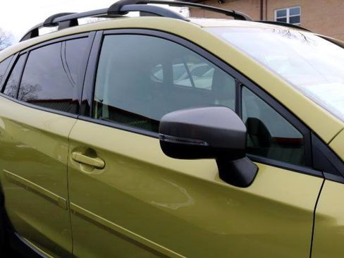 Used 2021 Subaru Crosstrek 2.5i Sport w/ Moonroof Package image 11