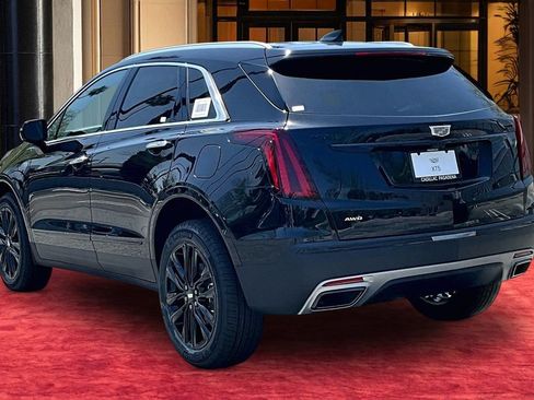 New 2026 Cadillac XT5 Premium Luxury w/ LPO, ONYX Package AWD/4WD image 4