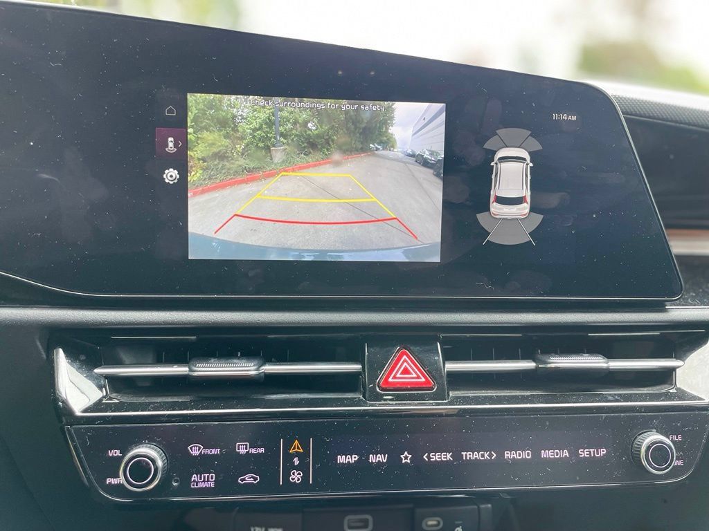 Used 2023 Kia Niro Wave w/ Wave Preserve Package FWD image 17