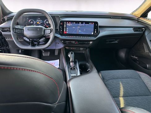 Used 2025 Dodge Charger R/T w/ Quick Order Package 25M R/T image 10