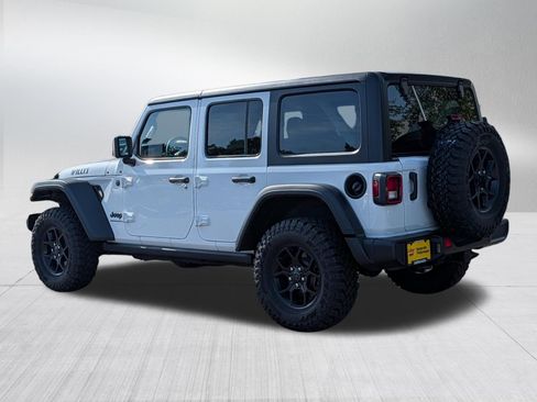 Used 2025 Jeep Wrangler Unlimited Sport AWD/4WD image 5