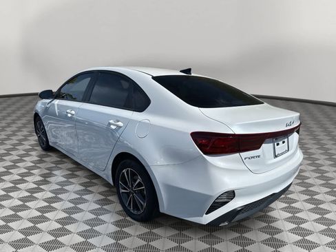 Used 2024 Kia Forte LXS FWD image 5