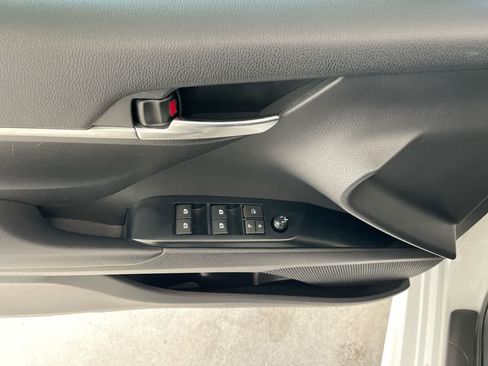 Certified 2019 Toyota Camry SE FWD image 13