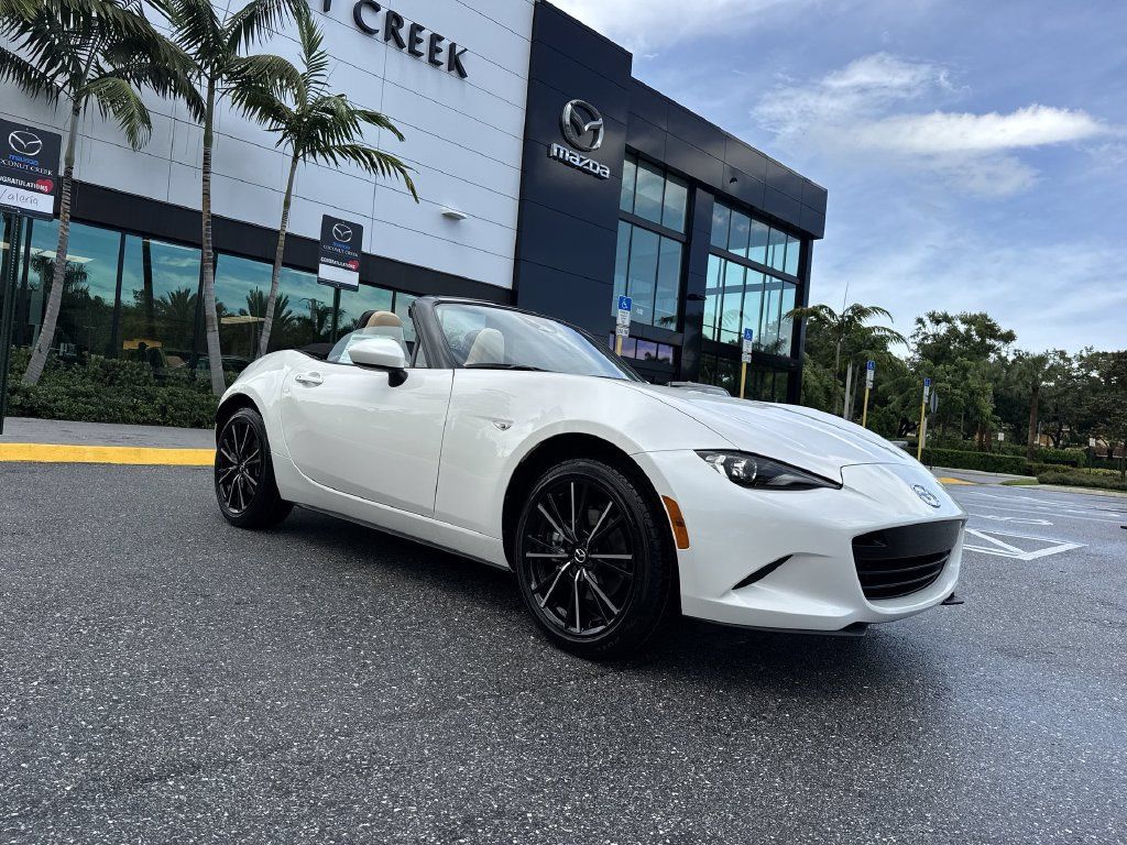 New 2026 MAZDA MX-5 Miata Grand Touring RWD image 22
