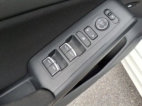 Used 2023 Honda Civic Sport image 16