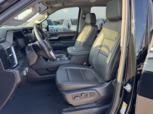 Used 2025 GMC Sierra 2500 Denali AWD/4WD image 24