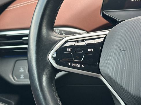 Used 2021 Volkswagen ID.4 Pro S image 27