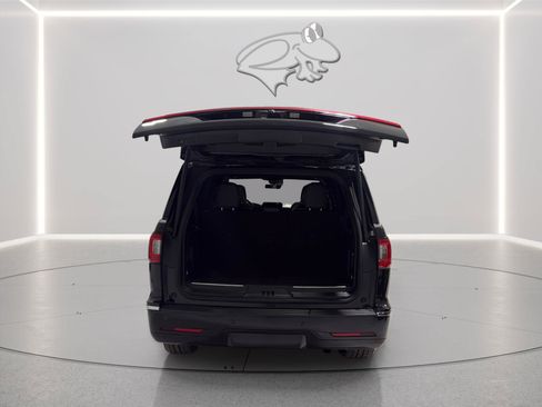 Used 2019 Lincoln Navigator L Reserve AWD/4WD image 9
