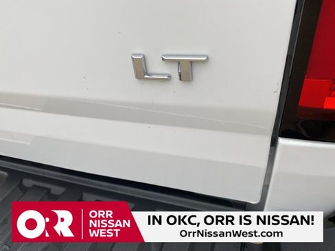 Used 2022 Chevrolet Colorado LT w/ Fleet Safety Package image 11