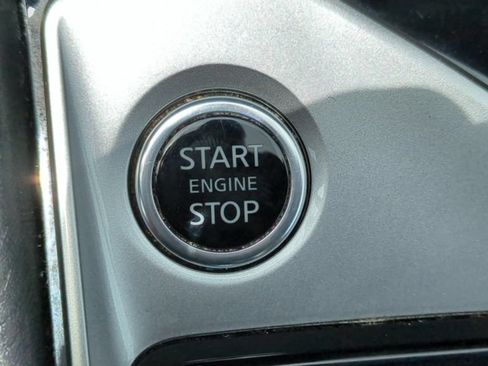 Used 2024 Nissan Altima 2.5 SV FWD image 25