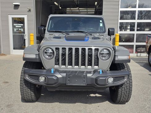Used 2021 Jeep Wrangler Unlimited Rubicon 4xe w/ Cold Weather Group AWD/4WD image 4