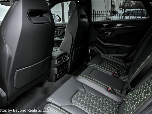 Used 2024 Lamborghini Urus S image 29