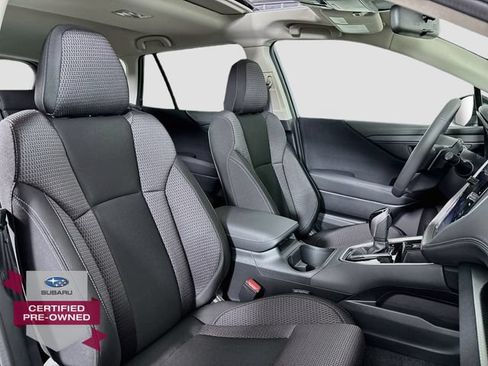 Used 2025 Subaru Outback Premium AWD/4WD image 28