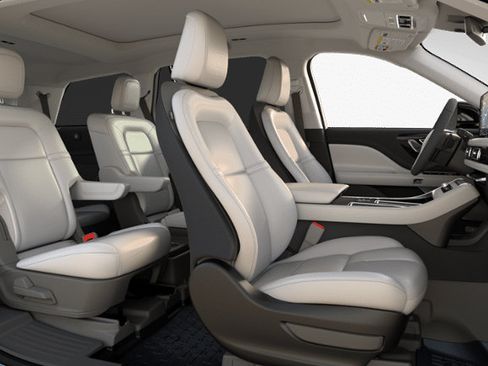 New 2026 Lincoln Aviator AWD image 27