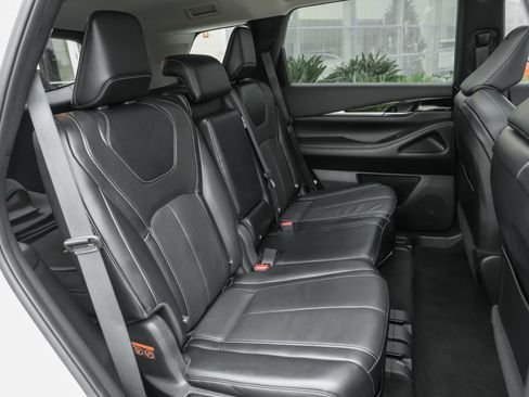 Used 2024 INFINITI QX60 Pure image 34