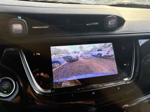 Used 2020 Cadillac XT6 Premium Luxury image 12