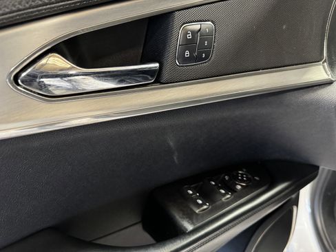 Used 2017 Lincoln MKX Premiere image 26