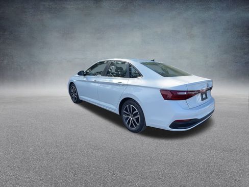 New 2025 Volkswagen Jetta SE image 16