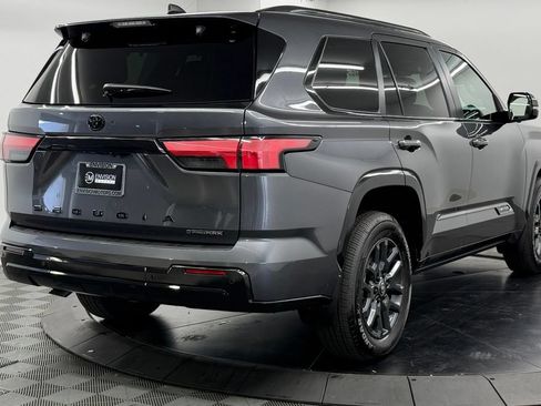Used 2026 Toyota Sequoia Platinum AWD/4WD image 10