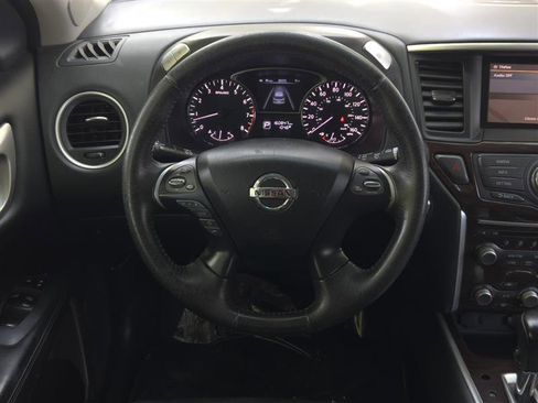 Used 2013 Nissan Pathfinder SL w/ SL Premium Pkg image 13