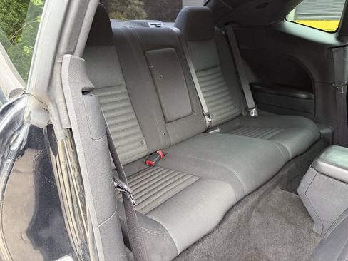 Used 2013 Dodge Challenger R/T RWD image 23