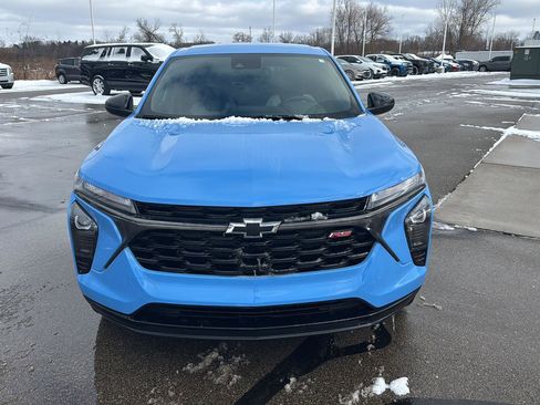 Used 2024 Chevrolet Trax RS w/ Driver Confidence Package image 9