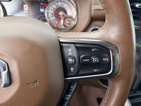 Used 2019 RAM 1500 Limited image 40