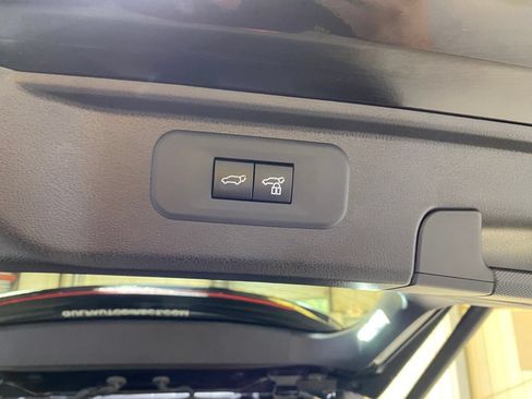 Used 2025 Toyota Grand Highlander FWD image 31