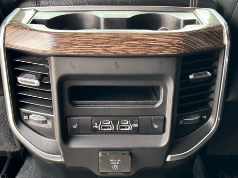 Used 2020 RAM 3500 Laramie AWD/4WD image 21