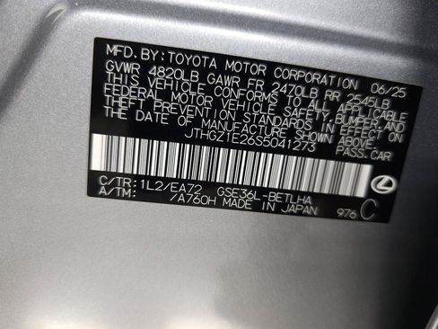 Certified 2025 Lexus IS 350 F Sport AWD/4WD image 31