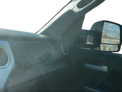 Used 2019 Toyota Tundra SR5 image 18