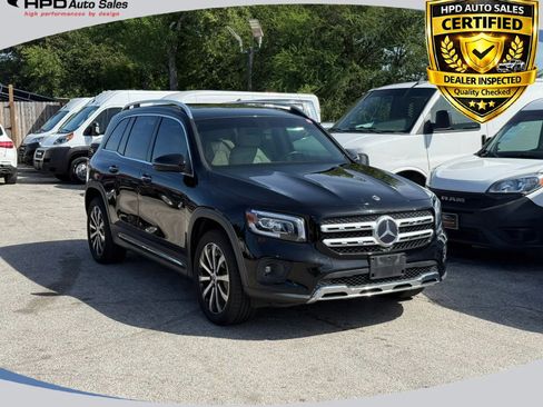 Used 2021 Mercedes-Benz GLB 250 image 1