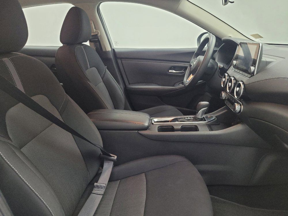 Used 2025 Nissan Sentra SV FWD image 21