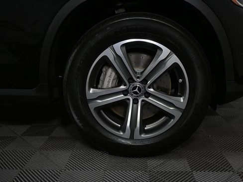 Certified 2022 Mercedes-Benz GLC 300 image 37