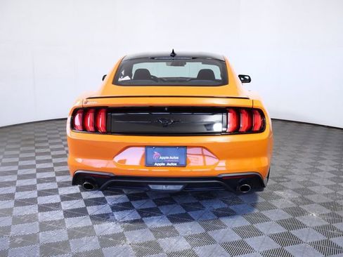 Certified 2021 Ford Mustang Coupe image 7
