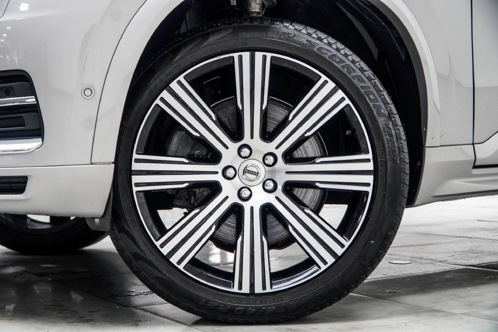 Used 2024 Volvo XC90 T8 Plus AWD/4WD image 8