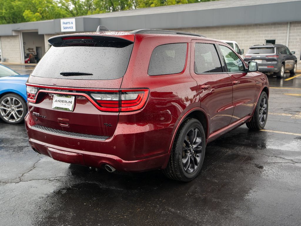 Used 2025 Dodge Durango R/T AWD/4WD image 6