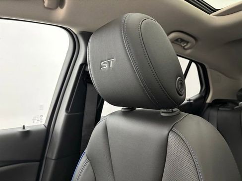 New 2026 Buick Encore GX Sport Touring w/ Advanced Technology Package FWD image 42