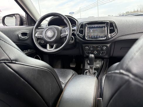 Used 2018 Jeep Compass Limited w/ Navigation Group image 25
