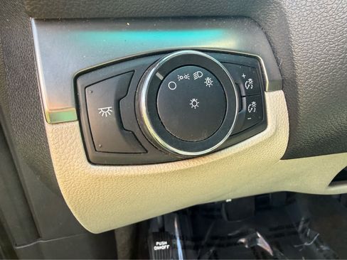 Used 2014 Ford Explorer FWD image 15